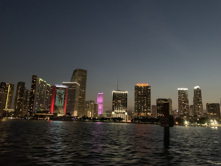 Miami: Sunset Cruise with Celebrity Homes & Open Bar - Celebrity-Home Narration: Live, Bilingual, and Funny When It Hits