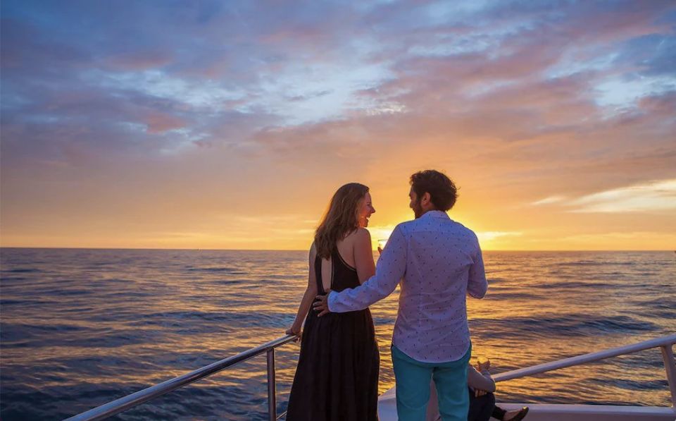 Miami: Sunset Cruise with Celebrity Homes & Open Bar - Who This Cruise Fits Best (And Who Might Want Something Else)