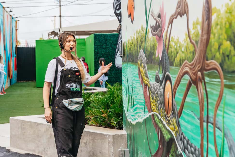 Miami: Wynwood Walls, Galleries, and Murals Guided Tour - Goldman Global Arts Galleries: Canvas Works, Sculptures, and Solo Shows