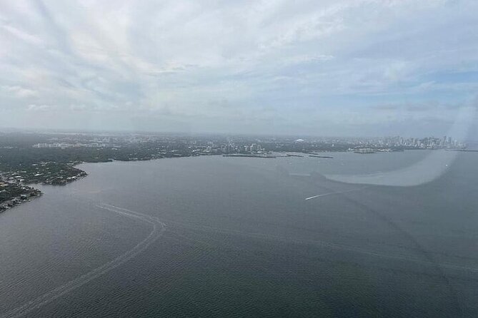 Private 60 Minute Romantic Air Tour with Champagne in Miami - Champagne in the Sky: The Part You’ll Remember