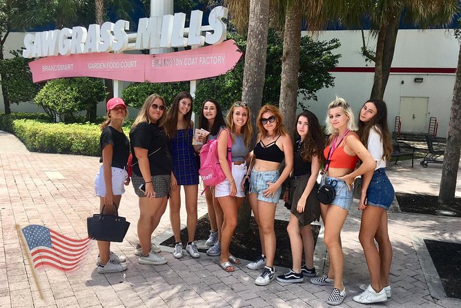 Sawgrass Mills mall Transportation - Fastest service - Shopping at Sawgrass Mills: coupons, a map, and how to use them