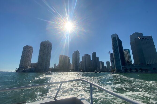 Sunset Cruise of Biscayne Bay Millionaire Homes & Cash Bar - Who this sunset cruise is best for