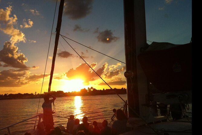Sunset Sail in Miami: Complimentary Champagne Toast - What the $99 sunset cruise gets you in real-world value