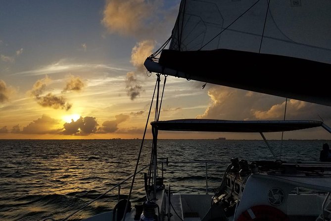 Sunset Sail in Miami: Complimentary Champagne Toast - When the route runs past Port of Miami and South Beach