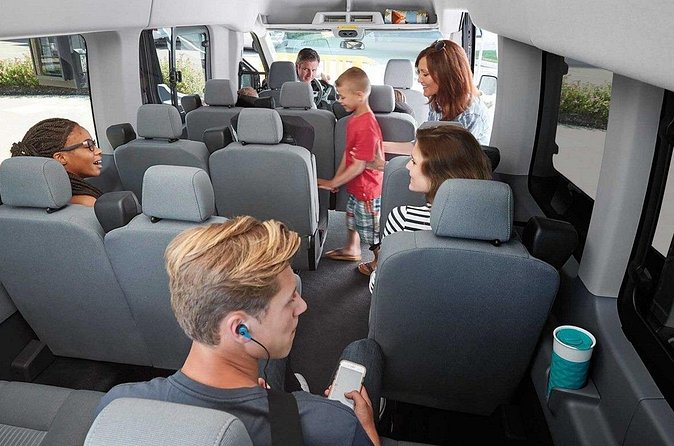 Transportation Service Miami International Airport MIA - Miami - Vehicle comfort and the little things that matter in Miami