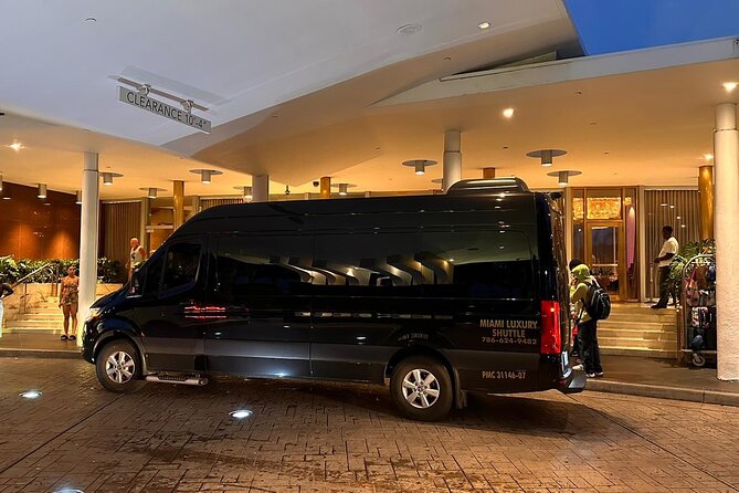 VAN Mia Airport or Hotels to Miami Port or Hotels Up to 14pax - Round-Trip or One-Way: Picking the Option That Fits Your Cruise